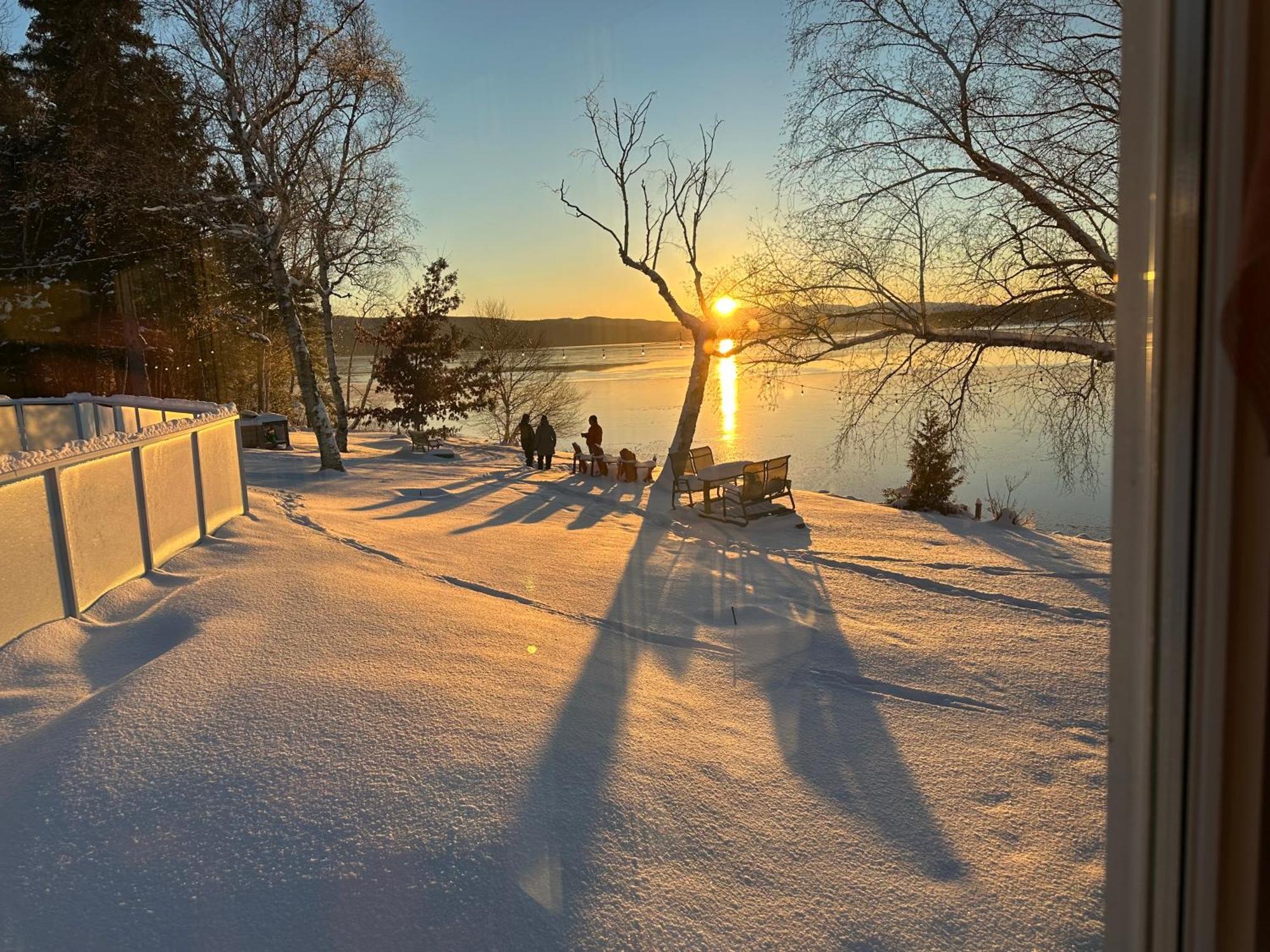 Auberge Et Chalets Sur Le Lac Лак-Мегантик Экстерьер фото
